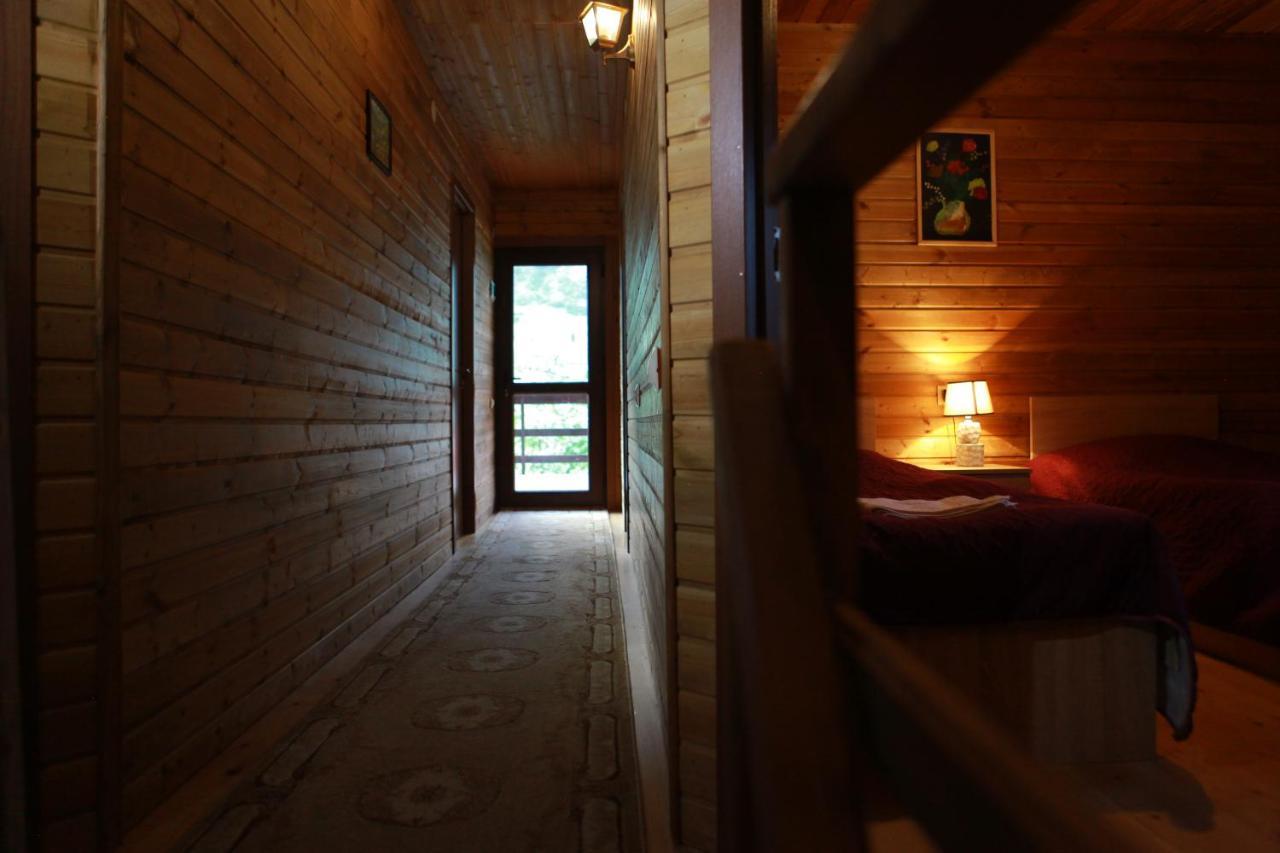 Cottage Woodside Mestia Exteriör bild
